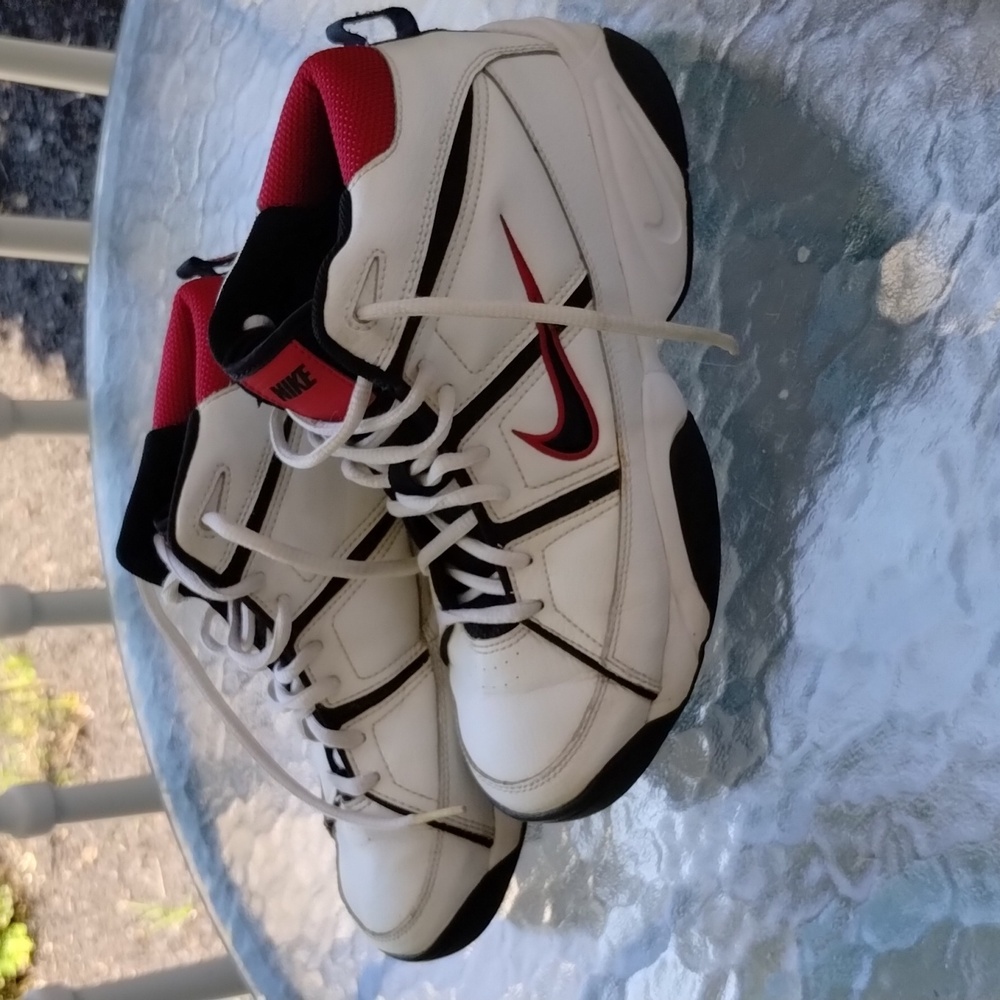 Nike youth sneakers